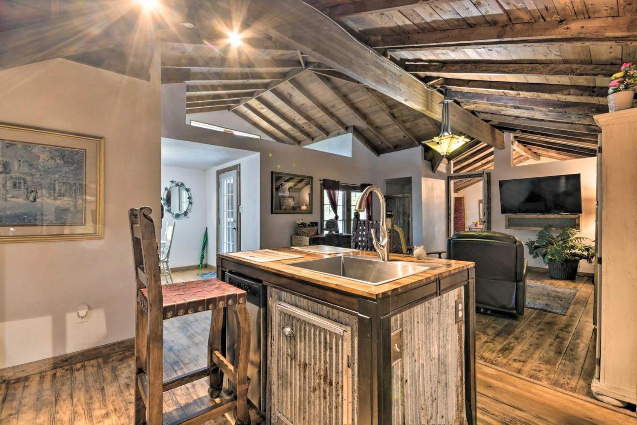 Rustic Chic Home About 1 Mi To Dtwn Hot Springs! Bagian luar foto